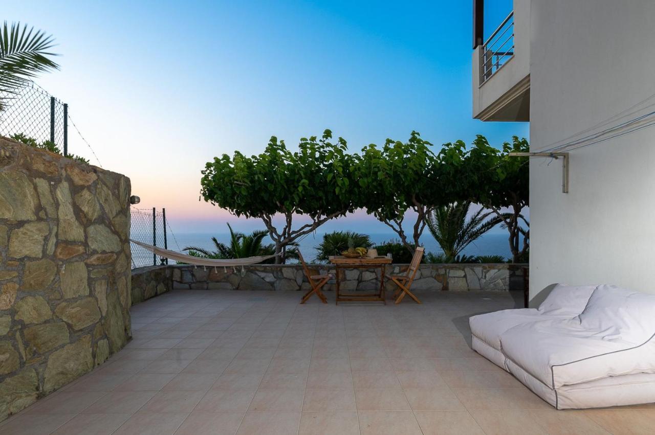 אגיה פלגיה קיתירה Vitamin Sea Luxury Villas מראה חיצוני תמונה